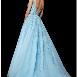 Sherri Hill style 11335